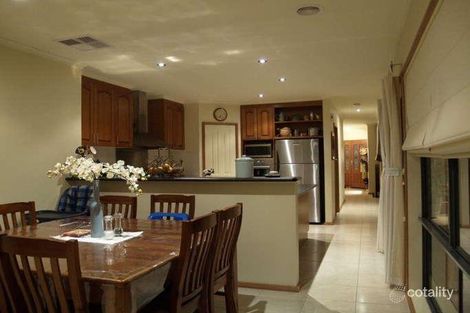 Property photo of 17 Cassinia Court Thurgoona NSW 2640