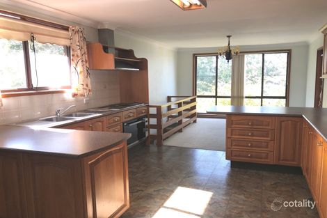 37 Panorama Dr, Farmborough Heights, NSW 2526