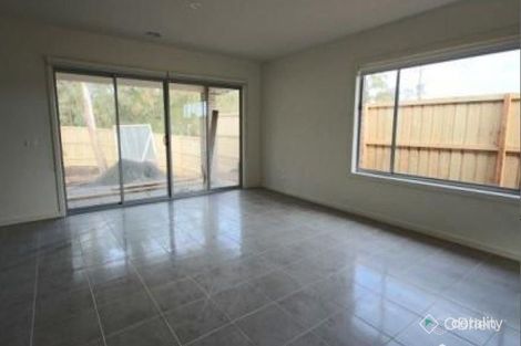 Property photo of 4 Warrenwood Place Langwarrin VIC 3910