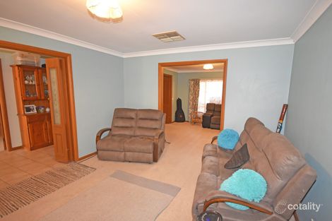 Property photo of 8 Twickenham Drive Dubbo NSW 2830