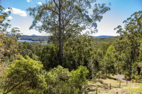 Property photo of 3 Hutton Road Kiamba QLD 4560