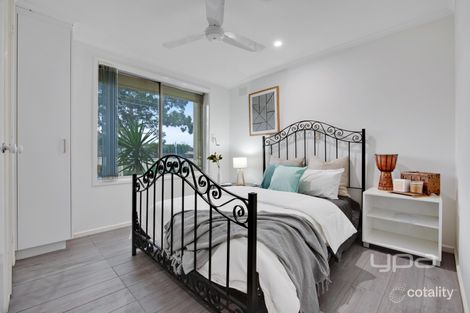 Property photo of 12 North Circular Road Gladstone Park VIC 3043