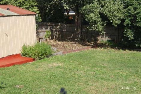 Property photo of 35 Yerrawa Drive Watsonia VIC 3087