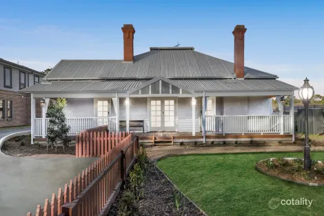 7 Legacy Ct, Mount Waverley, VIC 3149