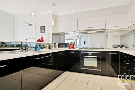 Property photo of 806/102 Wells Street Southbank VIC 3006