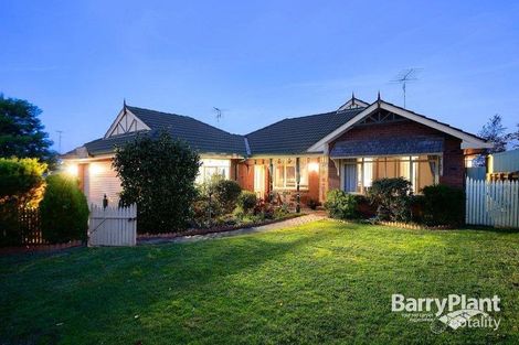 42 Leigh Dr, Pakenham, VIC 3810