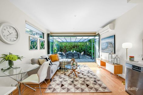 Property photo of 2/1 Russell Street Nunawading VIC 3131