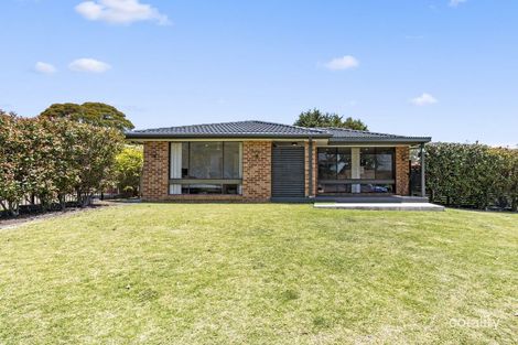 Property photo of 8 Charlotte Crescent Albion Park NSW 2527