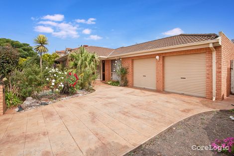 Property photo of 2 Sundew Close Hillside VIC 3037