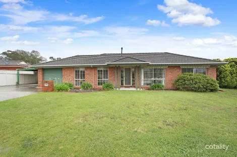 4 Templeton Pl, West Wodonga, VIC 3690