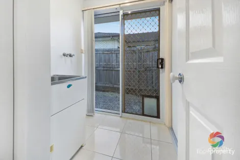 Property photo of 3 Linfield Street Hillcrest QLD 4118