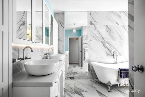 Property photo of 40 Ruthven Street Bondi Junction NSW 2022