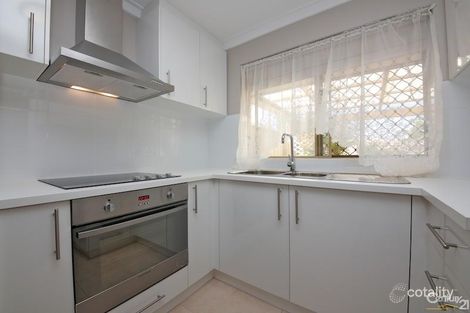 9/3 Waterway Ct, Churchlands, WA 6018