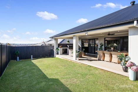 Property photo of 122 Saddlers Drive Gillieston Heights NSW 2321