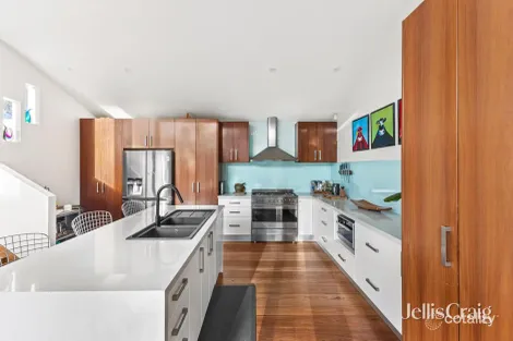 Property photo of 2/40 Banks Road Eltham North VIC 3095