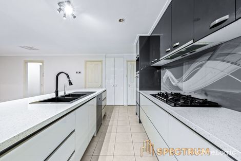 Property photo of 46 Chisholm Crescent Narre Warren South VIC 3805