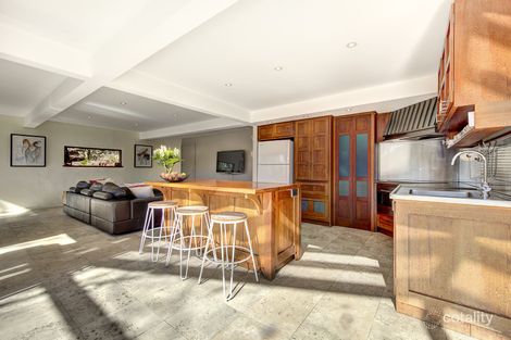 Property photo of 32 Kedumba Crescent North Turramurra NSW 2074
