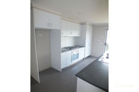 Property photo of 28 College Avenue Traralgon VIC 3844