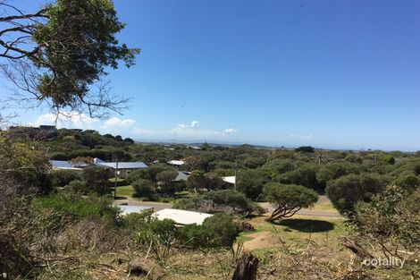 Property photo of 8 Graeme Grove Sandy Point VIC 3959