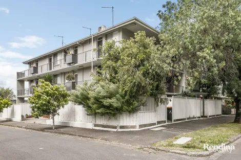 13/15 Dover St, Flemington, VIC 3031