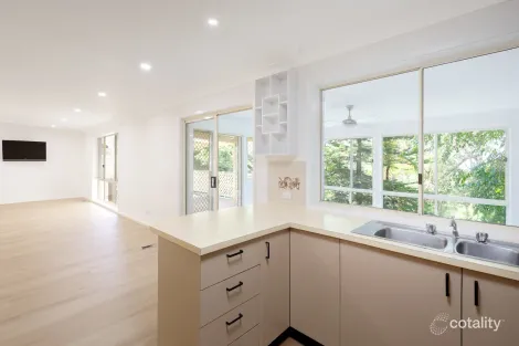 Property photo of 58 Moore Crescent Faulconbridge NSW 2776