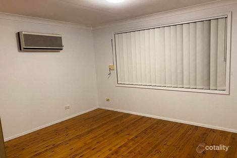 Property photo of 3 Foveaux Avenue Lurnea NSW 2170