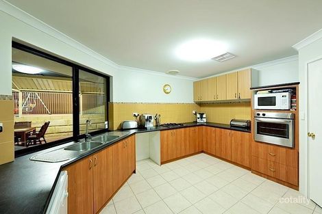 Property photo of 11 Laura Rise Marangaroo WA 6064