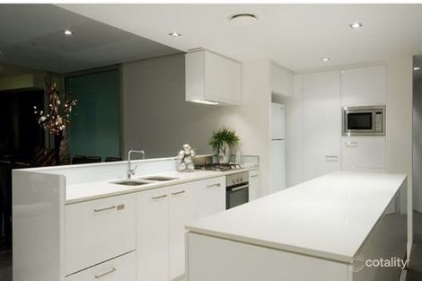 Property photo of 9 Hamilton Avenue Surfers Paradise QLD 4217