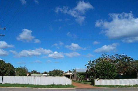 274 Third St, Wonthella, WA 6530