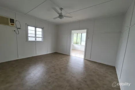 Property photo of 8 The Boulevard Theodore QLD 4719