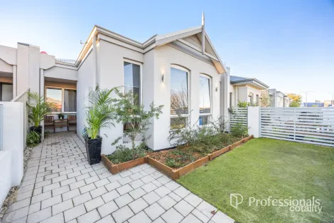 Property photo of 51A Constellation Drive Australind WA 6233