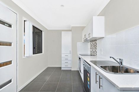 2/8 Chikameena St, Logan Reserve, QLD 4133