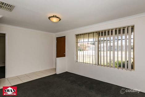 Property photo of 21 Oldenburg Pass Stratton WA 6056