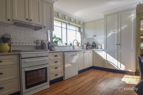 Property photo of 1 Crichton Crescent Young NSW 2594