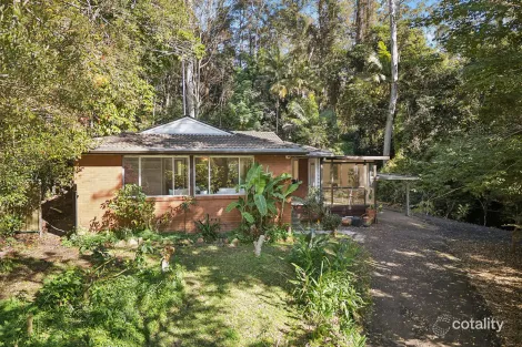 Property photo of 24 Calantha Drive Wyoming NSW 2250