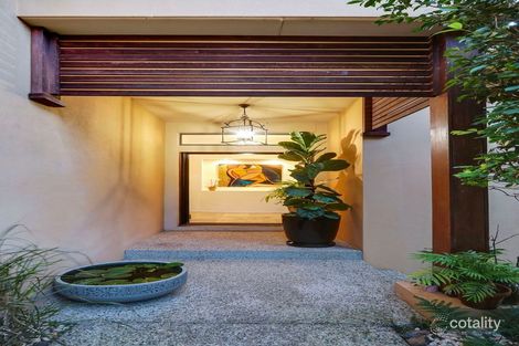 Property photo of 8 Ramada Place Highland Park QLD 4211