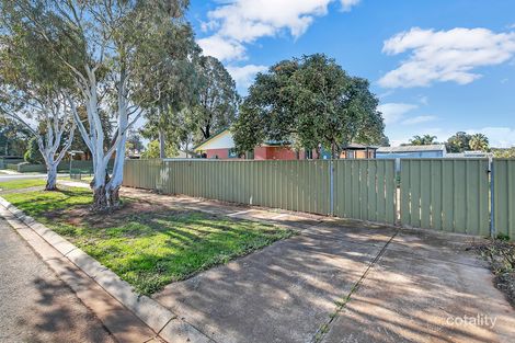Property photo of 2 Wahroonga Drive Smithfield SA 5114