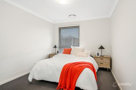 Property photo of 24 Fernlea Crescent Marsden Park NSW 2765