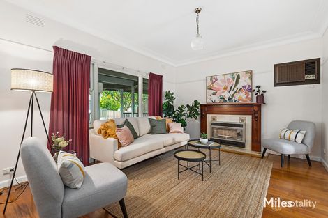 Property photo of 1 Hinkler Avenue Macleod VIC 3085