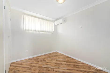 Property photo of 73 Central Street Labrador QLD 4215