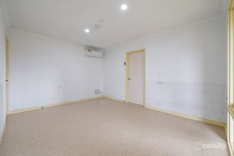 Property photo of 2 Carr Place Bradbury NSW 2560