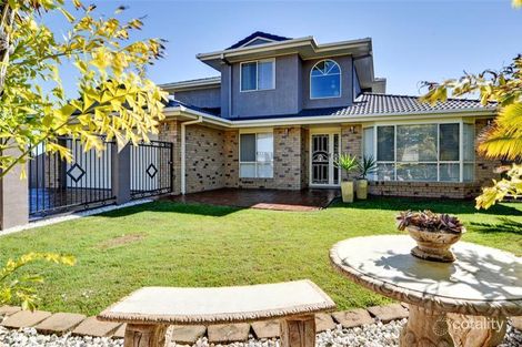 Property photo of 10 Oriole Close Flinders View QLD 4305