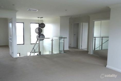 30 Pegasus Rd, Cranbourne West, VIC 3977