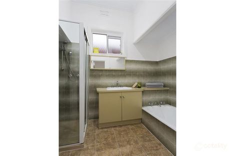 Property photo of 20 Hill Grove Preston VIC 3072
