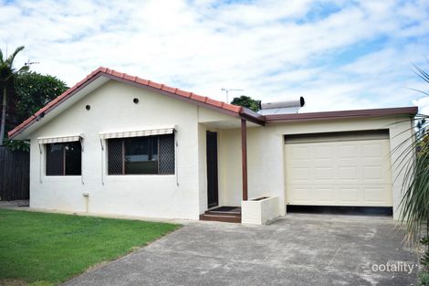 Property photo of 32 Donald Avenue Paradise Point QLD 4216