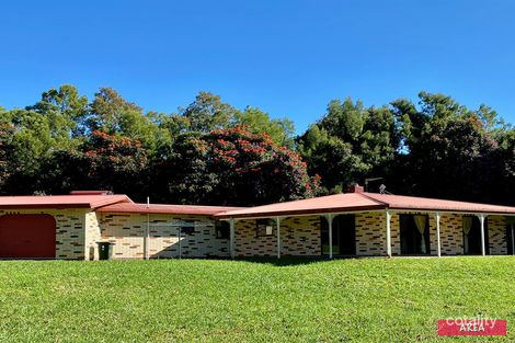 90 Russell Rd W, Lake Eacham, QLD 4884