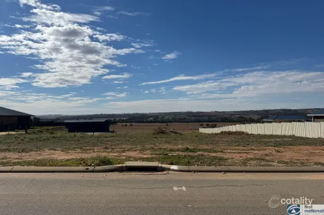 16 Fairway Bend, Northam, WA 6401