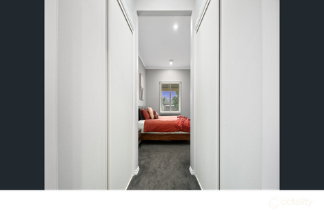 Property photo of 10 Tusmore Rise Craigieburn VIC 3064