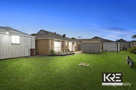 Property photo of 10 Marnie Drive Cranbourne West VIC 3977