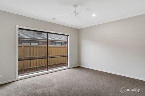 17 Salvia St, Mickleham, VIC 3064